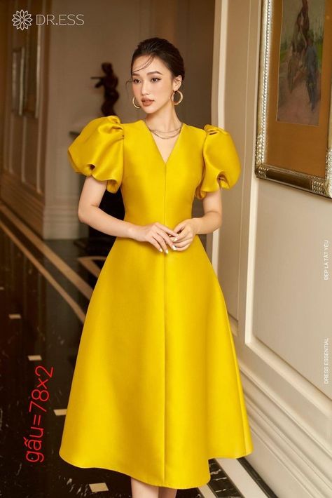 Cocktail Dress Design, Korean Fashion Women Dresses, Corporate Dress, Casual Formal Dresses, Semi Formal Dresses, Classy Dress Outfits, Korean Fashion Women, Dresses Cocktail, Elegant Dresses For Women