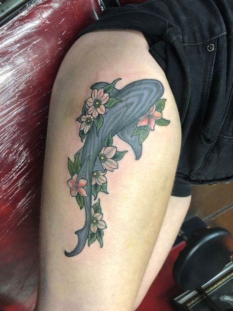 Sharks And Flowers Tattoo, Girly Shark Tattoo Ideas, Shark With Flowers Tattoo, Shark Hip Tattoos Women, Feminine Shark Tattoo, Shark Flower Tattoo, Nurse Shark Tattoo, Floral Shark Tattoo, Orca Tattoo