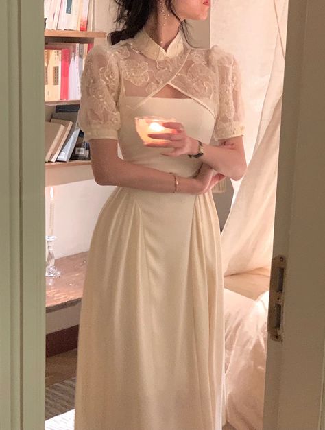 Elegant Midi Dress Classy Simple, Elegant Midi Dress Classy, Vintage Elegant Dress, Modern Filipiniana Gown, Modern Filipiniana Dress, Grad Outfits, Filipiniana Dress, Elegant Midi Dress, Puff Sleeve Cardigan