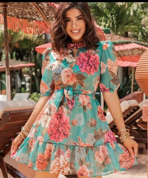 Flowery Chiffon Gown Styles, Flower Materials Short Gown Styles, Flowery Material Short Gown Styles, Flowery Gown Style, Short Gown Styles For Chiffon Materials, Flowery Material Styles, Flower Material Gown Styles, Chiffon Dress Casual Classy, Materials Gown Style