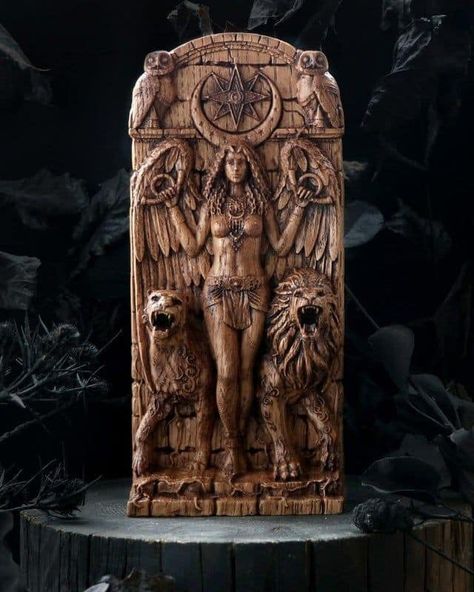 Goddess Ishtar, Ishtar Goddess, Hecate Statue, Goddess Sculpture, Ancient Mesopotamia, Goddess Statue, Home Altar, Wooden Figurines, Goddess Art