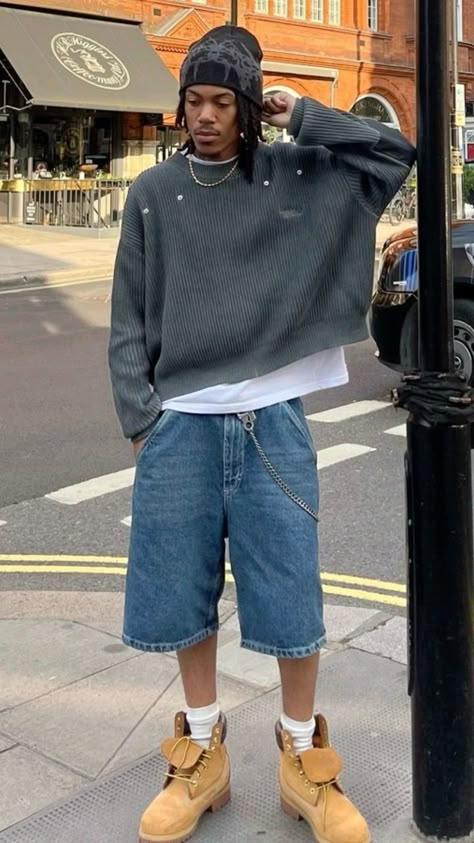 Jorts Streetwear Outfit Men, Fashion Designer Aesthetics, Streetwear Inspo, Fashion Men Streetwear, Men Street Fashion, Street Fashion Men, Baggy Clothes, Funny Fashion, Street Fashion Men Streetwear