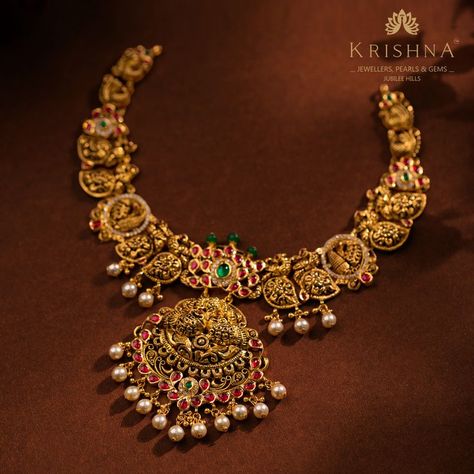 Buy Antique Nakshi Peacock Necklace in yellow gold ,krishnajewellers,jewellery Gold Nakshi Necklace, Peacock Gold Necklace, Wedding Gold Necklace, Nakshi Necklace, Necklace Design Ideas, Gold Necklace Design, Pretty Gold Necklaces, Fashion Jewelry Necklaces Gold, Peacock Motif