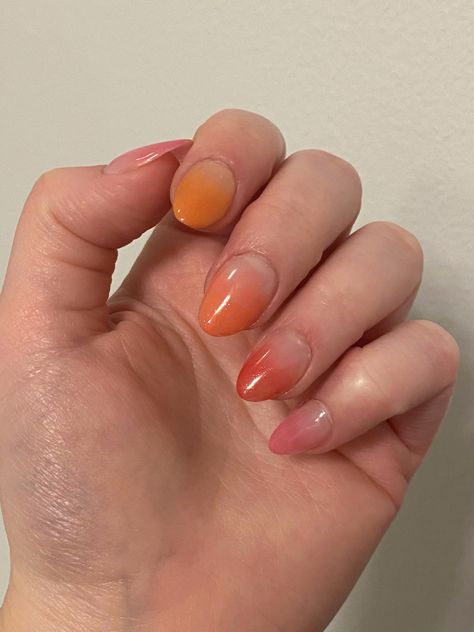 Tap eyeshadow onto the tips of your gel mani after curing color (+before topcoat!) for the perfect gradient color ✨ Gel Nail Eyeshadow, Gradient Tip Nails, Nail Gradient, Windows To The Soul, Orange Gradient, Lashes Mascara, Gel Mani, Gradient Design, Gradient Nails