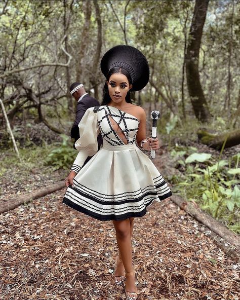 Xhosa Attire For Ladies, South African Dresses, Zulu Traditional Attire, Xhosa Traditional Attire, Xhosa Attire, South African Traditional Dresses, My Culture, African Traditional Wear, African Traditional Wedding Dress