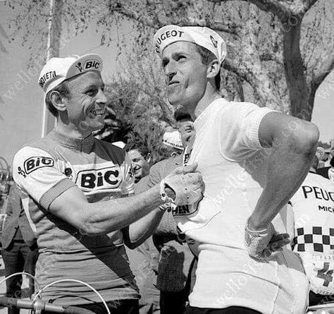 Barry Hoban and Tommy Simpson Vintage Bike Parts, Tom Simpson, Racing Cyclist, Cycling Pictures, Road Bike Vintage, Vintage Cycles, Cycling Race, Vintage Bike, Cycling Shoes