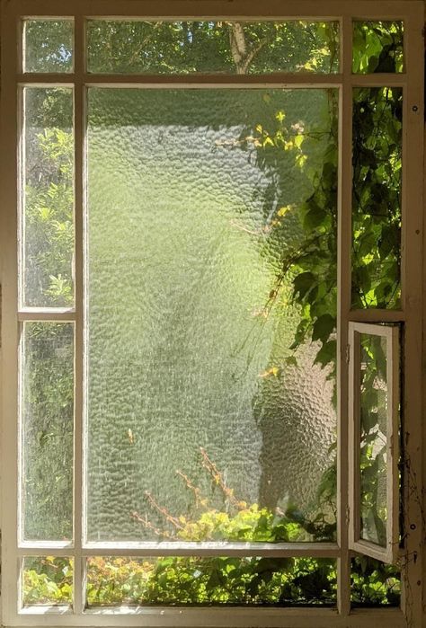 Window With Greenery, Vibe Art, Window Aesthetic, Cottage Cozy, Fake Window, Summer Window, Plant Window, Carboxylic Acid, Green Windows