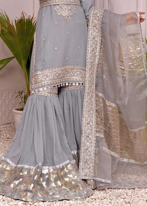 Farshi Gharara Pakistani Simple, Net Gharara Designs, Gharara Pakistani Simple, Farshi Gharara Pakistani, Garara Design, Chiffon Gharara, Organza Gharara, Gharara Pakistani, Gharara Designs