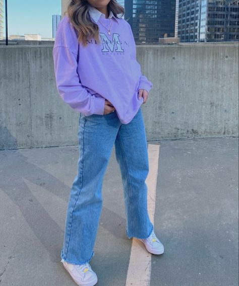 Purple Streetwear, Tops For Ladies, Blue Jean Outfits, Mom Jeans Outfit, Purple Hoodie, Cute Winter Outfits, Wide Jeans, Jeans Outfit, Fit Check