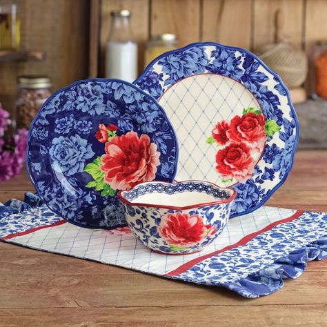 Pioneer Woman Dinnerware, Pioneer Woman Walmart, Dinnerware Sets Walmart, Pioneer Woman Dishes, Dinnerware Sets For 12, Pioneer Woman Kitchen, Casual Dinnerware, Stoneware Dinnerware Sets, Shabby Chic Bedroom