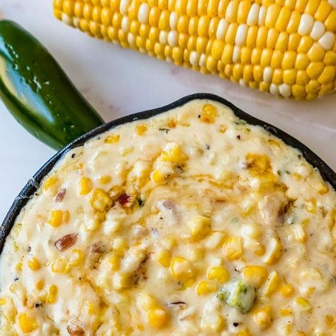 Corn Side Dish, Creamed Corn Recipes, Thanksgiving Sides, Easy Casserole Recipes, Easy Casserole, Thanksgiving Side Dishes, Veggie Sides, Vegetable Side Dishes, Thanksgiving Recipes