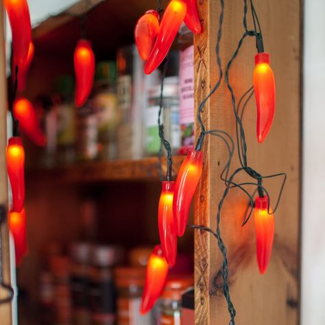 Chili Pepper Lights, Diy Events, Light Tattoo, Fairy Decor, Led Fairy Lights, Chilli Pepper, Red Kitchen, Valentine Wedding, Bottle Lights