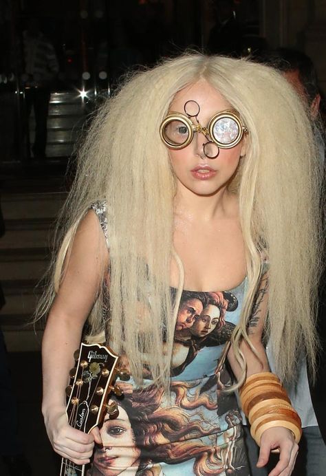 post your favorite looks from the ARTPOP era. http://imgur.com/OxPWAiEhow do you embed pictures on mobile Lady Gaga Lyrics, Lady Gaga Artpop, Lady Gaga Pictures, Funny Glasses, Crazy Outfits, Venus Dresses, American Singers, Round Sunglass Women, Edgy Fashion