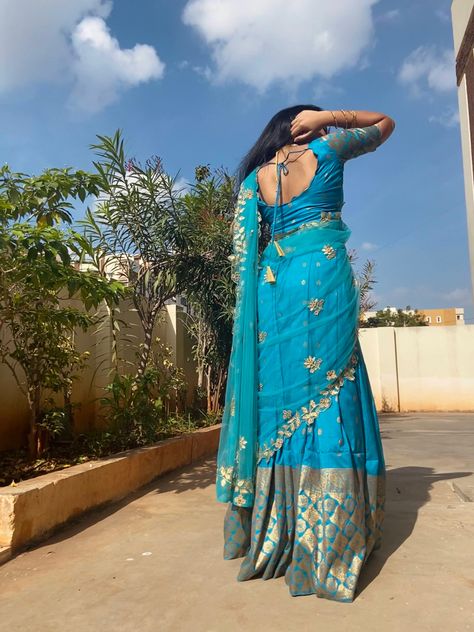 #saree Saree Pose, Deeksha Seth, Indian Dress Up, Hair Style On Saree, Asian Style Dress, Mini Jeep, Half Saree Lehenga, Latest Model Blouse Designs, Bridal Mehendi Designs