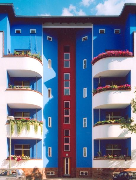 Bruno+Taut+Berlin | Bruno Taut, colourful Berlin Bruno Taut, Berlin Architecture, Colour Architecture, Art Deco Architecture, Modern Love, Architecture Old, Brutalism, Facade Design, Residential Building