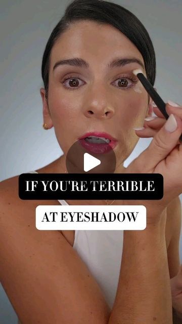 Kate | Makeup Tips on Instagram: "I used to be terrible at applying eyeshadow. I was truly awful. This is how I "faked it till I made it." 

Want to see my "cheat sheet" trick for applying eyeliner next??

#easymakeup #easyeyeshadow #howtomakeup #howtoapplyeyeshadow #makeuphacks #makeuphack #eyeshadow #eyemakeup" Eyeshadow Tricks How To Apply, Tape Eyeshadow Trick, Makeup Hacks Eyeshadow Tips And Tricks, How To Make Eyeshadow Last All Day, How To Prep Eyes For Eyeshadow, Viral Eyeshadow Hack, Applying Eyeliner, Kate Makeup, Applying Eyeshadow