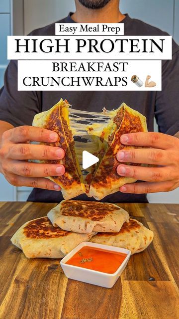 Breakfast Crunchwrap, Crunchwrap Recipe, High Protein Meal Prep, Low Fat Cheese, Healthy High Protein Meals, High Protein Low Calorie, Easy Healthy Meal Prep, High Protein Breakfast, Protein Breakfast