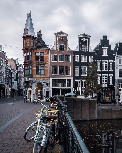 EMPTY STREETS OF AMSTERDAM on Instagram: “Beautiful buildings and empty streets - - #Amsterdam #Iamsterdam #ILoveAmsterdam #LonelyPlanet #IG_europe #AmsterdamCanals #Travel…��” Amsterdam Street Photography, Amsterdam Street, Amsterdam Canals, I Amsterdam, Beautiful Buildings, Utrecht, Lonely Planet, Street Photography, Amsterdam