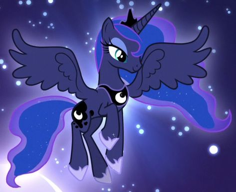 Princess Luna one of the princesses. Who wants her? Putri Celestia, Nightmare Night, Celestia And Luna, My Little Pony Princess, Princess Twilight Sparkle, Nightmare Moon, Female Cartoon Characters, Moon Princess, Princess Luna