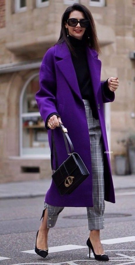 Purple Coat Outfit, Purple Blazer Outfit, Purple Fashion Outfit, Monday Morning Blues, Stylish Business Outfits, Fall Outfit Ideas For Women, Chic Fall Outfit, Outfit Inspiration Women, Winter Typ