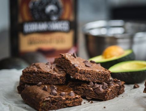 Avocado Brownies ~ Kodiak Cakes Kodiak Cakes Recipe, Blueberry Yogurt Muffins, Brownie Mix Recipes, Monounsaturated Fats, Avocado Brownies, Healthy Food Swaps, Decadent Chocolate Desserts, Food Swaps, Protein Brownies