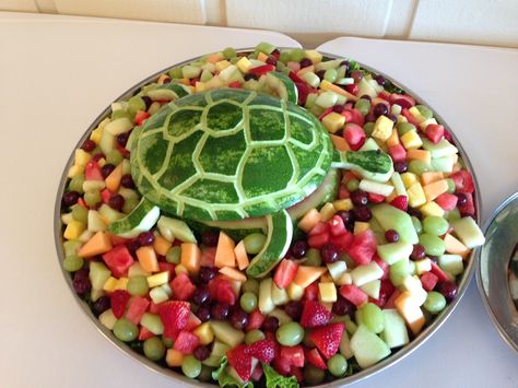 Turtle watermelon platter! Adorable Watermelon Platter, Turtle Watermelon, Watermelon Turtle, Fruit Bowl Display, Bowl Display, Turtle Baby Shower, Fruit Displays, Wild Kratts, Fruit Display