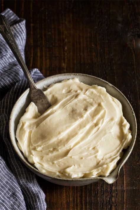 Small Batch Cream Cheese Frosting - Homemade In The Kitchen Small Batch Cream Cheese Icing, Small Batch Cream Cheese Frosting, Cream Cheese Frosting Small Batch, Best Cream Cheese Frosting Recipe, The Best Cream Cheese Frosting, Best Cream Cheese Frosting, 6 Inch Cake, Cream Cheese Frosting Easy, Craving Sweets