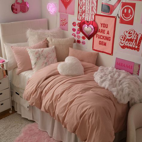 Ucsd Dorm, Twin Bed Comforter Sets, Dorm Room Comforters, Pink Dorm Room Decor, Pink Dorm Room, Dorm Comforters, College Dorm Inspo, Pink Dorm Rooms, College Dorm Room Inspiration