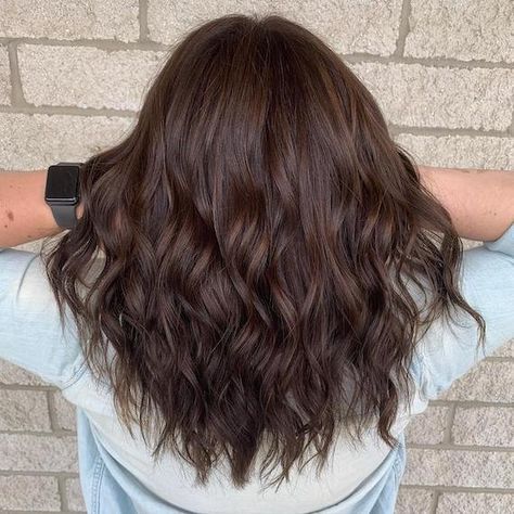 6 Delicious Mocha Brown Hair Color Formulas | Wella Professionals Dark Hair One Color, Medium Long Length Haircut Brunette, Mocha Brown Hair Color, Rich Brown Hair Color, Rich Chocolate Brown Hair, Hazel Hair, Salon Pics, Mocha Brown Hair, Pelo Chocolate