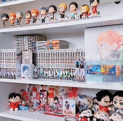 Anime Shelf Aesthetic, Anime Shelf Ideas, Aesthetic Shelfs, Anime Shelves, Productivity Setup, Otaku Room Aesthetic, Manga Shelving, Manga Shelves, Shelf Decor Ideas