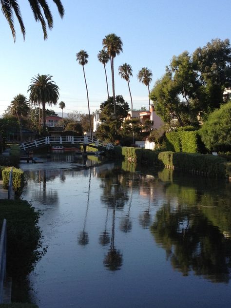 The canals of Venice....California Venice Canals California, Venice Beach Canals, Widget Photos, Venice Beach Los Angeles, Dark Artifices, Venice California, Best Of Tumblr, Venice Canals, City Of Angels