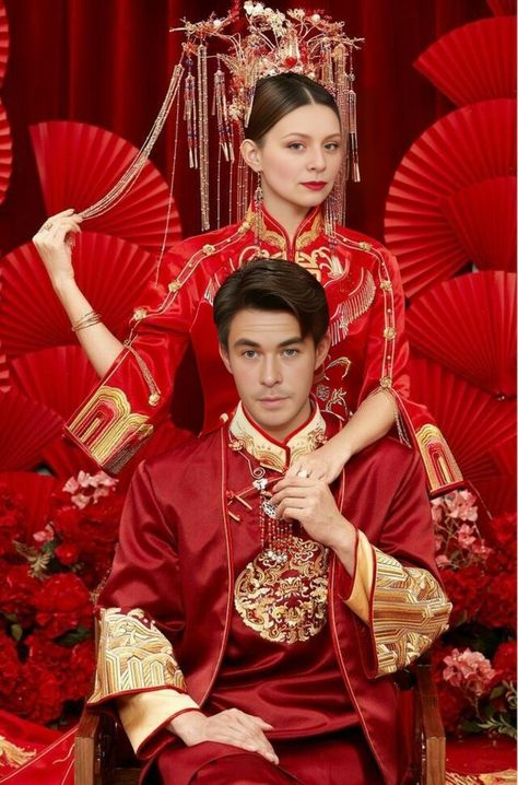 Cheongsam Men, Chinese Style Wedding Dress, Chinese Wedding Photos, Elven Wedding Dress, Pregnancy Photos Couples, Thai Wedding Dress, Korean Wedding Photography, Wedding Photo Studio, Wedding Photoshoot Props