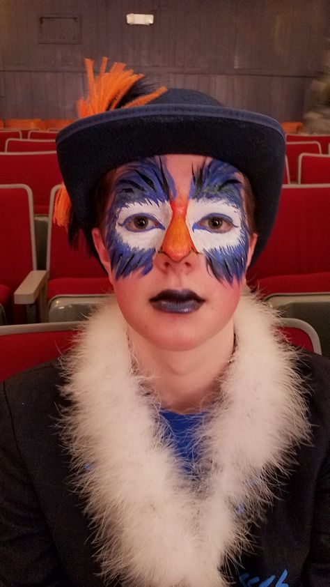 Zazu Costume Diy, Zazu Costume Diy The Lion King, Zazu Lion King Makeup, Zazu Lion King Face Paint, Zazu Lion King Costume, Rafiki Makeup, Lion King Face Paint, Zazu Costume, Lion King Costumes