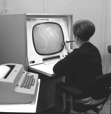 Vintage Computing and an IBM Selectric typewriter with changeable font "heads."  Changed my organizational life with the ability to make larger font sizes on Avery file labels. Carl Sagan Cosmos, Alter Computer, Old Computer, Pc Photo, Computer History, Old Technology, Computer Lab, Old Computers, Woman Sitting