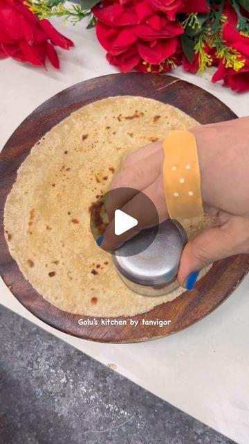 Leftover Roti Recipes, Roti Recipe Indian, Cooking Ideas For Kids, Atta Recipe, Left Over Food, Leftover Roti, Vegetarian Enchiladas, Roti Recipe, Easy Meals For Kids