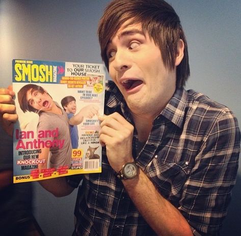 Old Smosh, Smosh Anthony, Anthony Padilla, Youtube Memes, Angry Birds Movie, 2015 Movies, Smosh, Video Production Company, Sketch Comedy