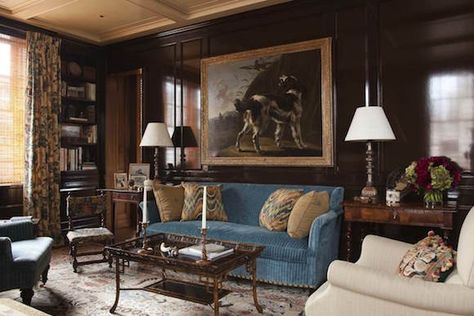 23 High-Style New York City Penthouses | 1stdibs Decorating With Maps, Fireplace Fender, Historic Philadelphia, Cosy Corner, New England Homes, Green Sofa, Room Color Schemes, New York Apartment, Nyc Apartment