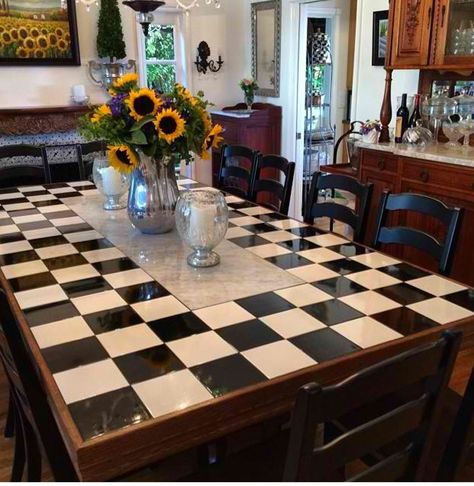 Checkered Dining Table, Couple Kitchen, Kitchen Diy, Room Planning, Wooden Dining Tables, Room Table, Chess Board, Dining Room Table, Cool Furniture