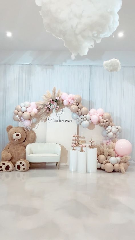 Decor Aqiqah Baby Girl, Aqiqah Decoration, Christening Backdrop, Luxury Baby Shower, Birthday Balloons Pictures, Birthday Background Design, Baby Party Decorations, Christening Decorations, Cloud Theme