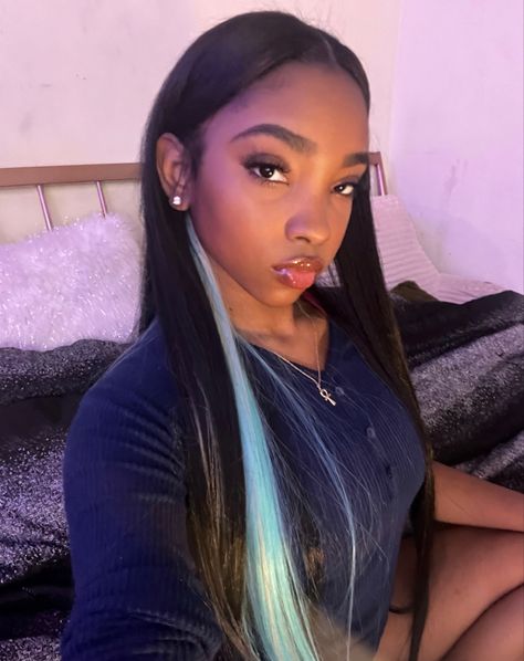 Blue Peekaboo Sew In, Peek A Boo Wigs For Black Women, Blue Streaks In Black Hair Black Women, Sew In Hairstyles Peek A Boo, Quick Weave With Peekaboo, Black Women Blue Aesthetic, Black With Peekaboo Color, Blue And Black Quick Weave, Peekaboo Leave Out