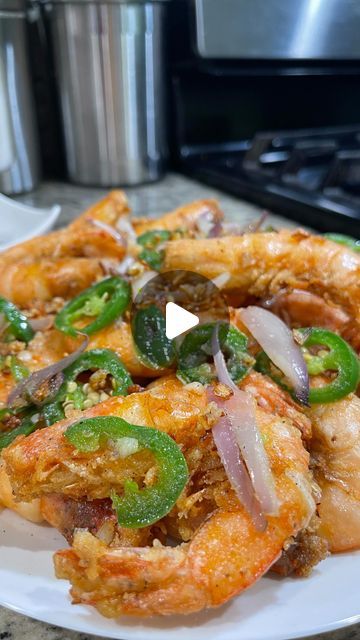 Head On Shrimp, Pepper Shrimp Recipe, Shallots Recipe, Jumbo Shrimp Recipes, Recipe For Shrimp, Shallot Recipes, Fried Shrimp Recipes, Seafood Dinner Recipes, Salt And Pepper Shrimp