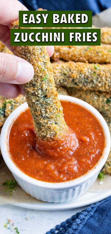 Zucchini Fries Recipe, Baked Parmesan Zucchini, Baked Zucchini Fries, Parmesan Zucchini Fries, Parmesan Fries, Zucchini Sticks, Baked Zucchini, Healthy Italian, Bake Zucchini