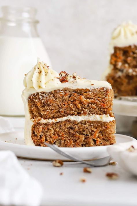 Our soft, fluffy Gluten-Free Carrot Cake recipe is made with two beautiful layers and an easy cream cheese frosting that make it feel special for any occasion. This carrot layer cake is the perfect gluten-free Easter dessert or spring treat for baby showers, spring parties, or celebrations. It's also an amazing gluten-free birthday cake! Don't miss our tips for decorating in the post! Cheesecake Factory Carrot Cake, Gluten Free Carrot Cake Recipe, Red Velvet Cheesecake Cake, Lemon Cream Cake, Cheesecake Cake Recipes, Carrot Cake Recipe Easy, Carrot Cakes, Cake Calories, Gluten Free Carrot Cake