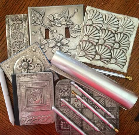 Foil Crafts, Aluminum Foil Crafts, Embossing Art, Metal Embossing Art, Pewter Art, Aluminum Foil Art, Metal Embossing, Paper Magic, Crafting Tools