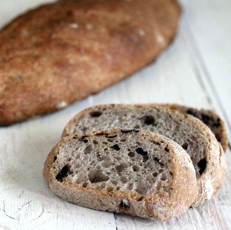 Whole Wheat Baguette/Long Loaves Recipe. How to make Wheat baguette. Vegan Recipe Whole Wheat Baguette Recipe, Olive Loaf, Baguette Recipe, Vegan Richa, Vital Wheat Gluten, Vegan Bread, Loaf Recipes, How To Make Sandwich, Cheesecake Factory