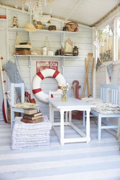 9 cute and inspirational beach huts! @Sue Goldberg Riopelle -- Ludington Garage conversion? Beach Hut Interior, Beach Hut Decor, Coast Decor, Hut Ideas, Summer House Interiors, Deco Marine, Strand Decor, Sea Style, Beach Interior