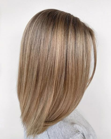 This Years 20 Best Examples of Medium Blonde Hair Medium Blonde Hair Color Ideas, Medium Blonde Hair Color, Cool Blonde Hair Colour, Hair Levels, Medium Blonde Hair, Dark Blonde Hair Color, Strawberry Blonde Hair Color, White Blonde Hair, Trending Ideas