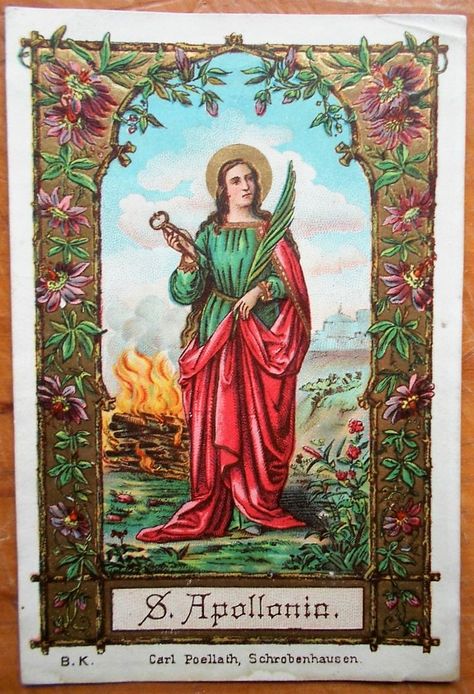 Saint Apollonia, Female Saints, Catholic Theology, Roman Calendar, Catholic Art, Angel Art, Sacred Art, Roman Catholic, Catholic Faith