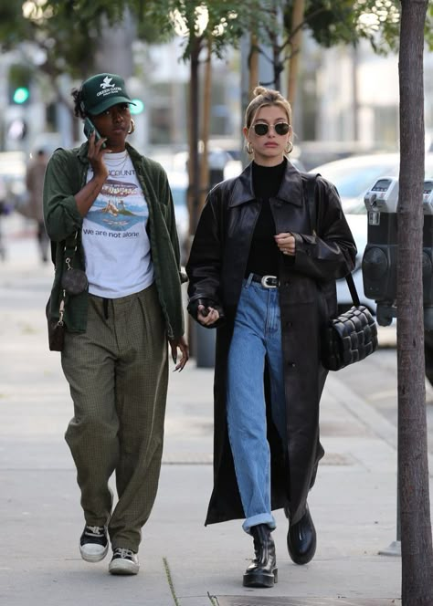 Heily Biber Outfit, Hailey Baldwin Street Style, Hailey Baldwin Style, Street Girl, Winter Fashion Outfits Casual, Looks Street Style, Hailey Baldwin, Mode Inspo, Celebrity Outfits