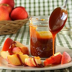 Homemade Caramel Sauce by chocolatemoosey Small Chocolate Cake, Sweet Sauces, Homemade Caramel Sauce, Fudge Sauce, Holiday Guide, Dessert Sauces, Homemade Caramel, Simply Recipes, Holiday Kitchen